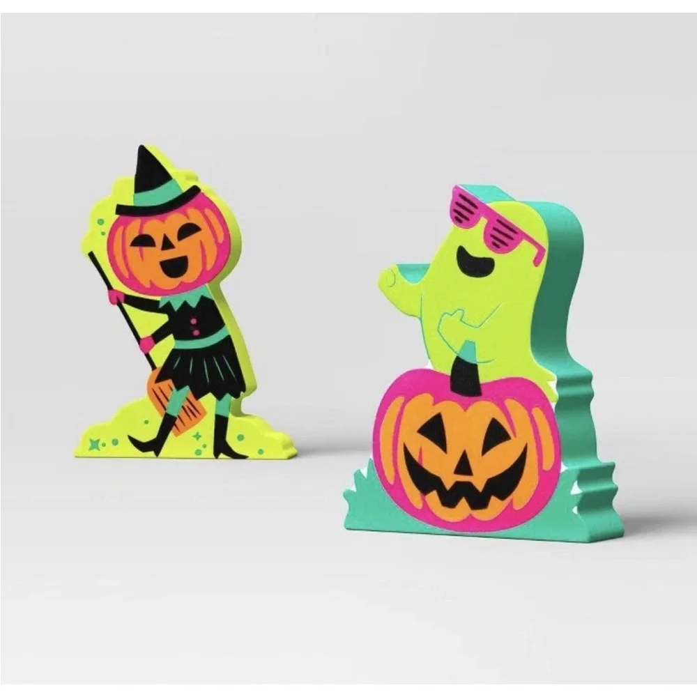 2024 Hyde & Eek Flat 5 Pc Mini Mantle Wood Decor Halloween Tabletop Pumpkin Neon